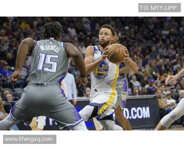 2015年NBA勇士与国王的激烈对决回顾与精彩瞬间分析 2015年NBA勇士与国王的激烈对决回顾与精彩瞬间分析