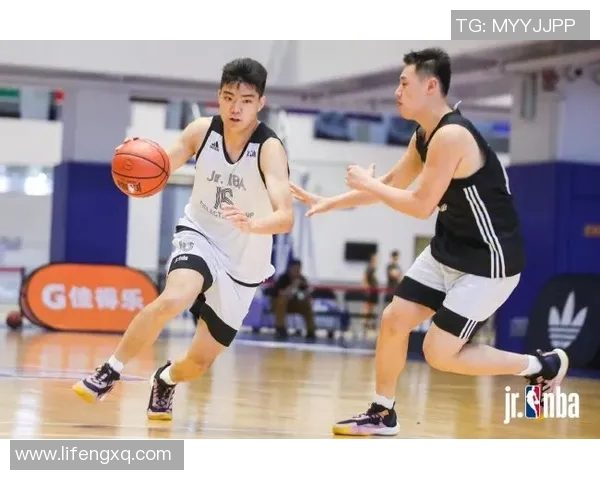 朱旭航的成长之路：从青涩少年到职场精英的蜕变与奋斗