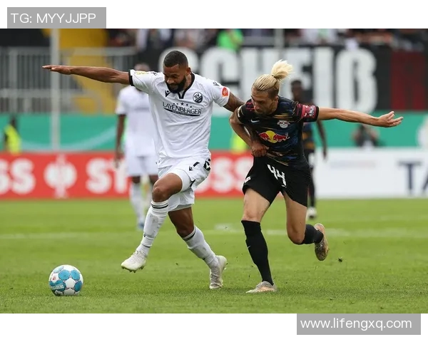 桑德豪森与菲尔特激战在即谁能在德乙赛场上笑到最后