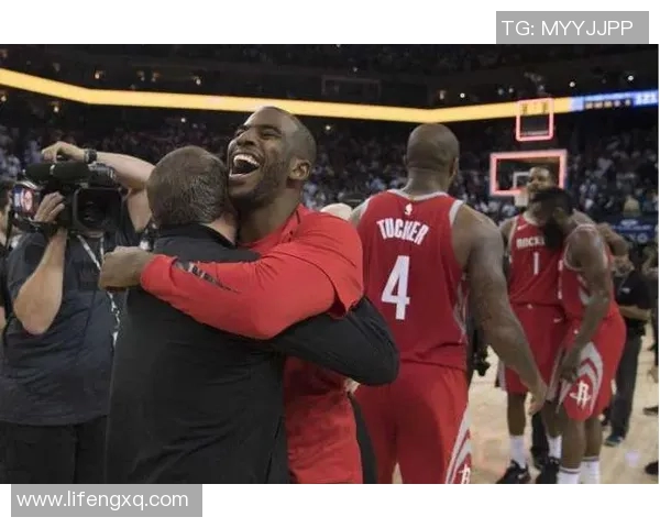 休斯敦火箭与灰熊激战正酣球迷期待精彩对决与精彩瞬间