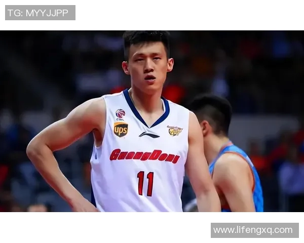 周鹏：从篮球场上的拼搏到生活中的坚韧，见证梦想与奋斗的交织之路